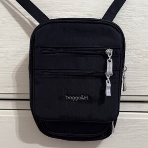 Baggallini Black Crossbody RFID